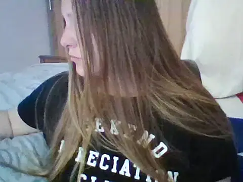 Evasapples online show from 03/09/25, 07:59