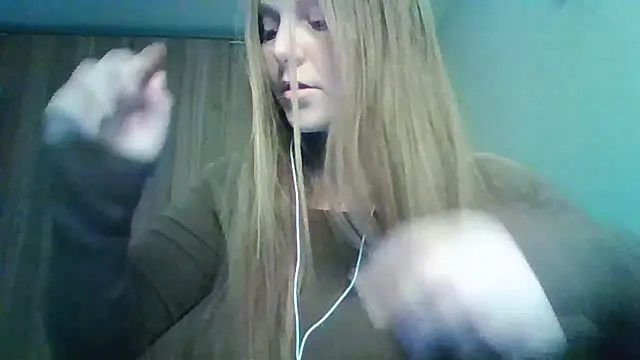 Evasapples online show from 04/13/26, 11:58