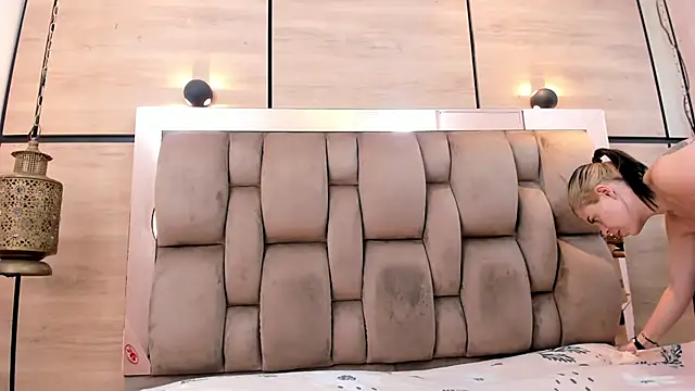 dorothy vegga online show from 03/25/26, 04:12