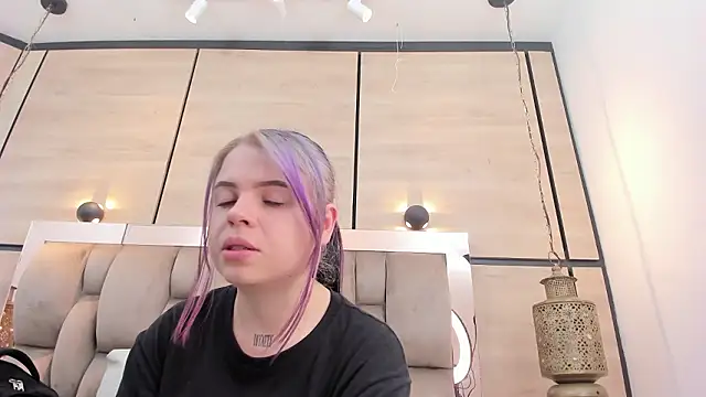 dorothy vegga online show from 03/03/26, 03:24