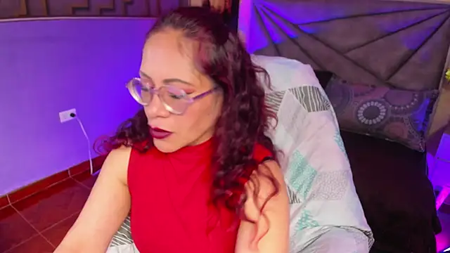 maria paulac online show from 10/18/25, 05:09