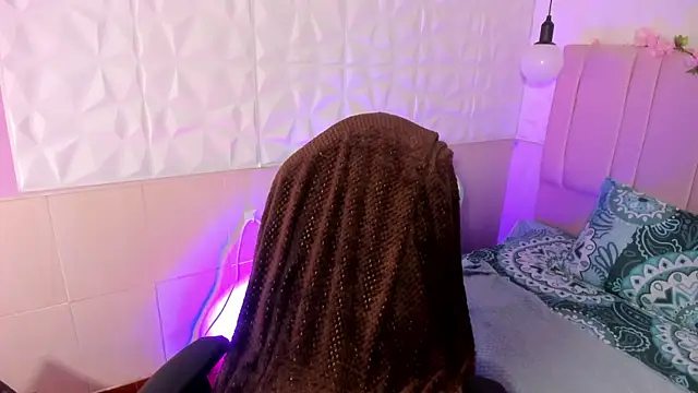 maria paulac online show from 10/21/25, 05:18