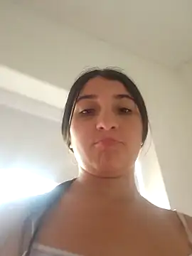 Snapshot of Matilda_russoo chatting on 03/18/25, 01:34 Matilda russoo online show from 03/18/25, 01:34