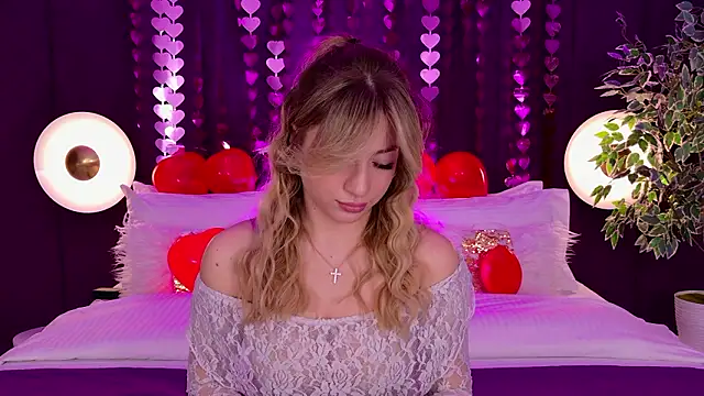 Snapshot of HelenaMorgan chatting on 02/12/26, 03:06 HelenaMorgan online show from 02/12/26, 03:06