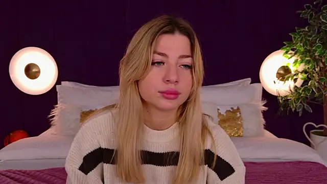 HelenaMorgan online show from 10/24/25, 03:05