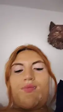 Snapshot of becca_diamond chatting on 11/01/25, 04:23 becca diamond online show from 11/01/25, 04:23