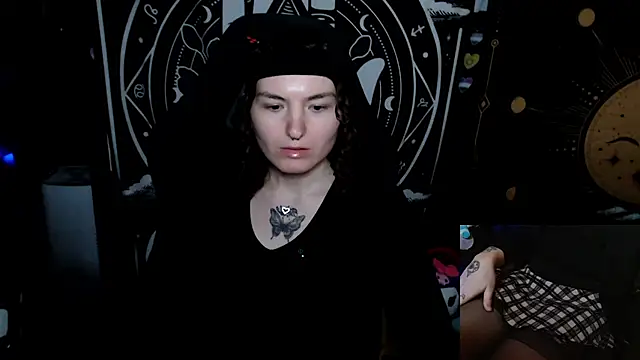 BrandiWRLD 999 online show from 10/02/25, 08:01