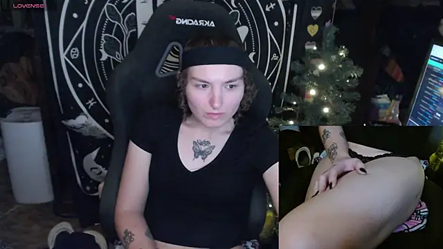 BrandiWRLD 999 online show from 01/17/25, 02:18