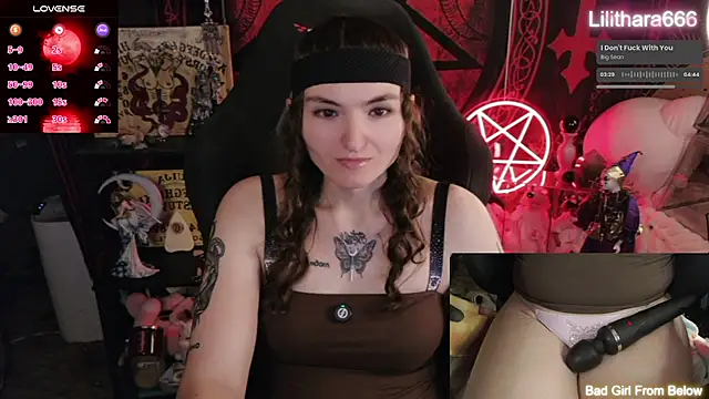 BrandiWRLD 999 online show from 07/15/26, 04:14
