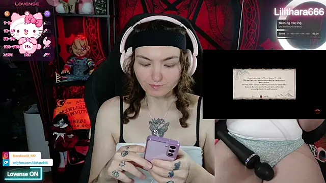 BrandiWRLD 999 online show from 12/18/25, 08:12