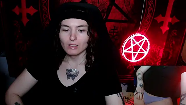 BrandiWRLD 999 online show from 10/15/25, 06:27