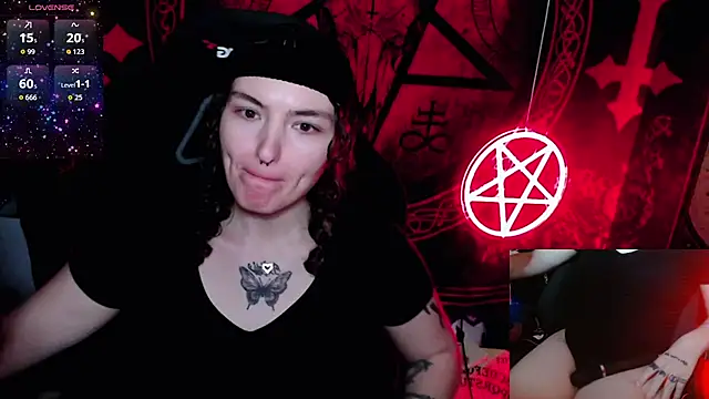 BrandiWRLD 999 online show from 10/18/25, 06:10