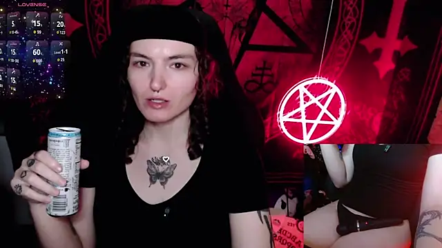 BrandiWRLD 999 online show from 10/25/25, 06:30