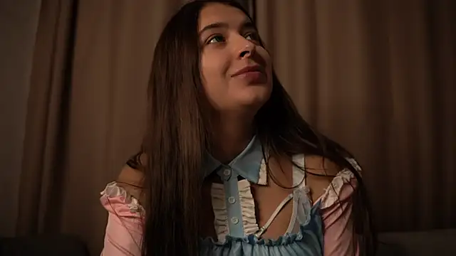 elisa moon online show from 11/07/25, 09:47