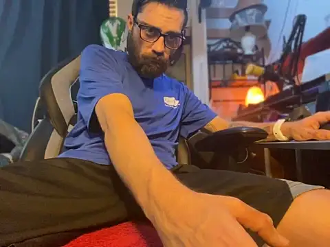 slutty guy12 online show from 03/13/25, 09:48