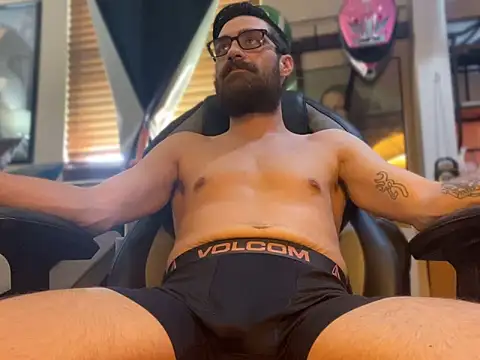 slutty guy12 online show from 03/13/25, 06:45