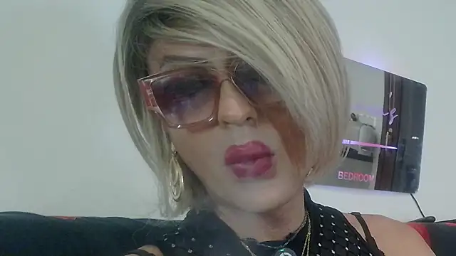 Snapshot of Jbisex chatting on 04/30/26, 01:34 Jbisex online show from 04/30/26, 01:34