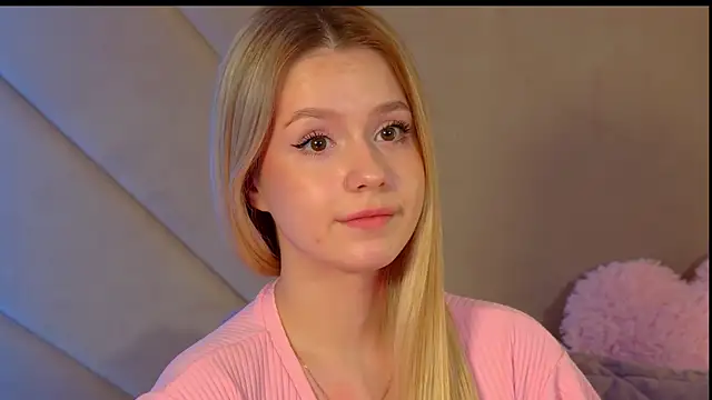 MilanaBalmain online show from 03/01/26, 06:35