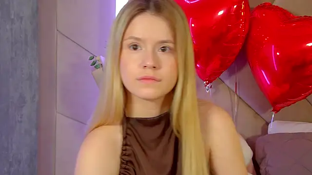 MilanaBalmain online show from 02/11/26, 04:45