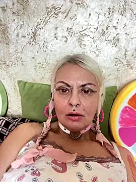 Gardener of Illusions online show from 09/13/25, 02:28