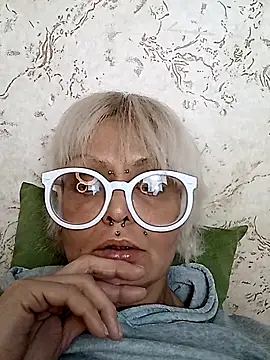 Gardener of Illusions online show from 10/30/25, 10:02