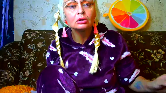 Gardener of Illusions online show from 09/20/25, 04:01