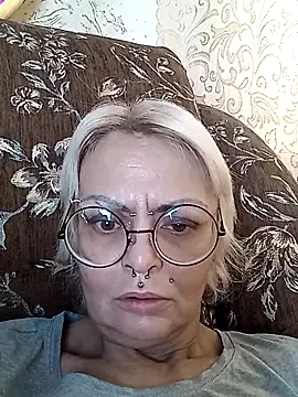 Gardener of Illusions online show from 10/20/25, 06:15