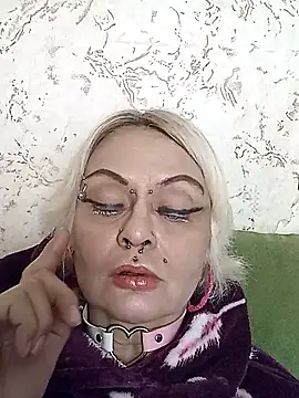 Gardener of Illusions online show from 12/17/25, 01:49