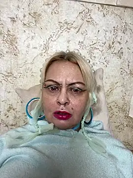 Gardener of Illusions online show from 02/21/26, 02:13