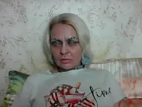 Snapshot of Gardener_of_Illusions chatting on 06/01/26, 03:44 Gardener of Illusions online show from 06/01/26, 03:44