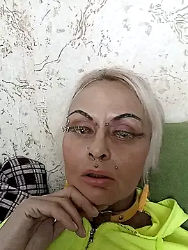 Gardener of Illusions online show from 10/13/25, 06:53