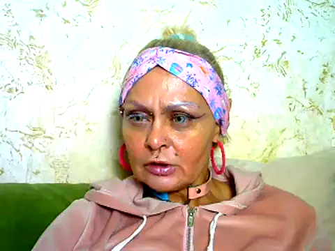 Gardener of Illusions online show from 04/14/26, 04:17