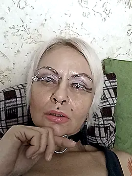 Gardener of Illusions online show from 10/24/25, 04:28