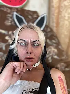 Gardener of Illusions online show from 04/11/26, 04:20