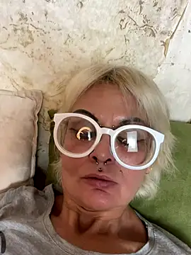 Gardener of Illusions online show from 10/30/25, 10:06