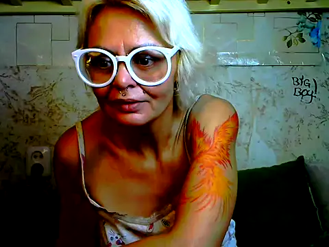 Gardener of Illusions online show from 11/20/25, 10:49