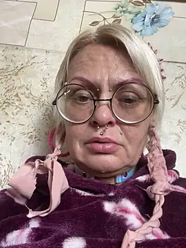 Gardener of Illusions online show from 10/08/25, 01:07