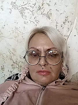 Gardener of Illusions online show from 10/12/25, 04:30