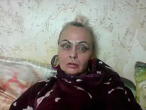Snapshot of Gardener_of_Illusions chatting on 05/13/26, 11:50 Gardener of Illusions online show from 05/13/26, 11:50