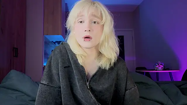 Gregory Byyrd online show from 09/17/25, 09:39