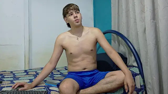 zackmontieel online show from 12/15/25, 09:15