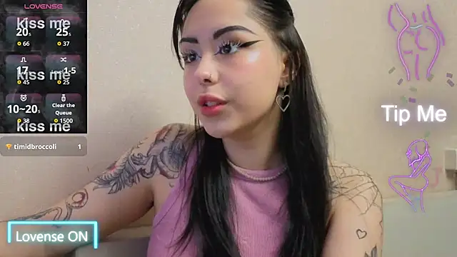 Snapshot of baby__kim chatting on 02/11/26, 07:14 baby kim online show from 02/11/26, 07:14