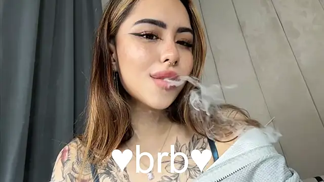 baby  kim online show from 10/26/25, 05:08