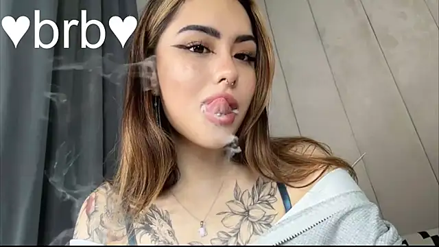 Snapshot of baby__kim chatting on 01/08/26, 08:31 baby kim online show from 01/08/26, 08:31