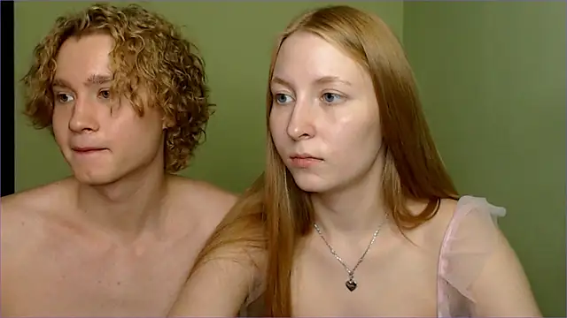 AliceStoneJhonyStone online show from 10/06/25, 11:55