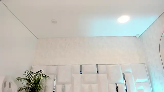 Snapshot of im_nika_ chatting on 09/26/25, 01:18 im nika online show from 09/26/25, 01:18