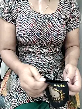 Tapur- online show from 10/08/25, 03:19