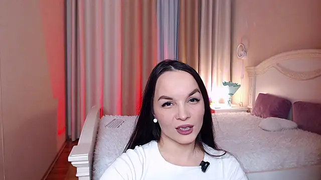 Avylew online show from 12/18/25, 09:07