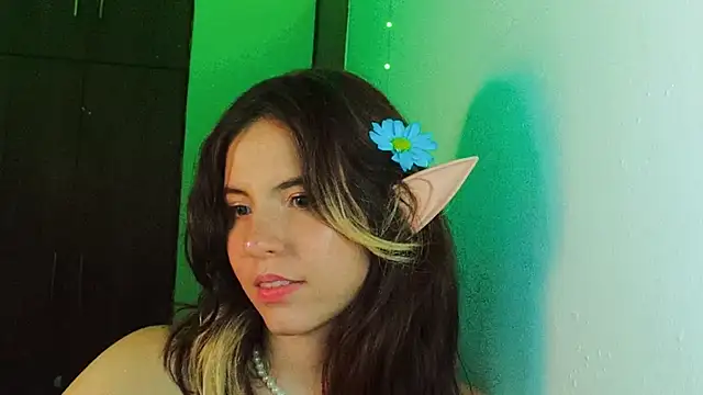 cherrybom969 online show from 03/18/25, 07:33