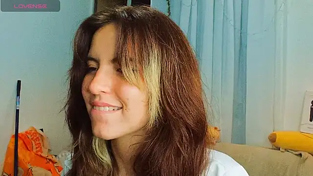 cherrybom969 online show from 02/08/25, 08:09